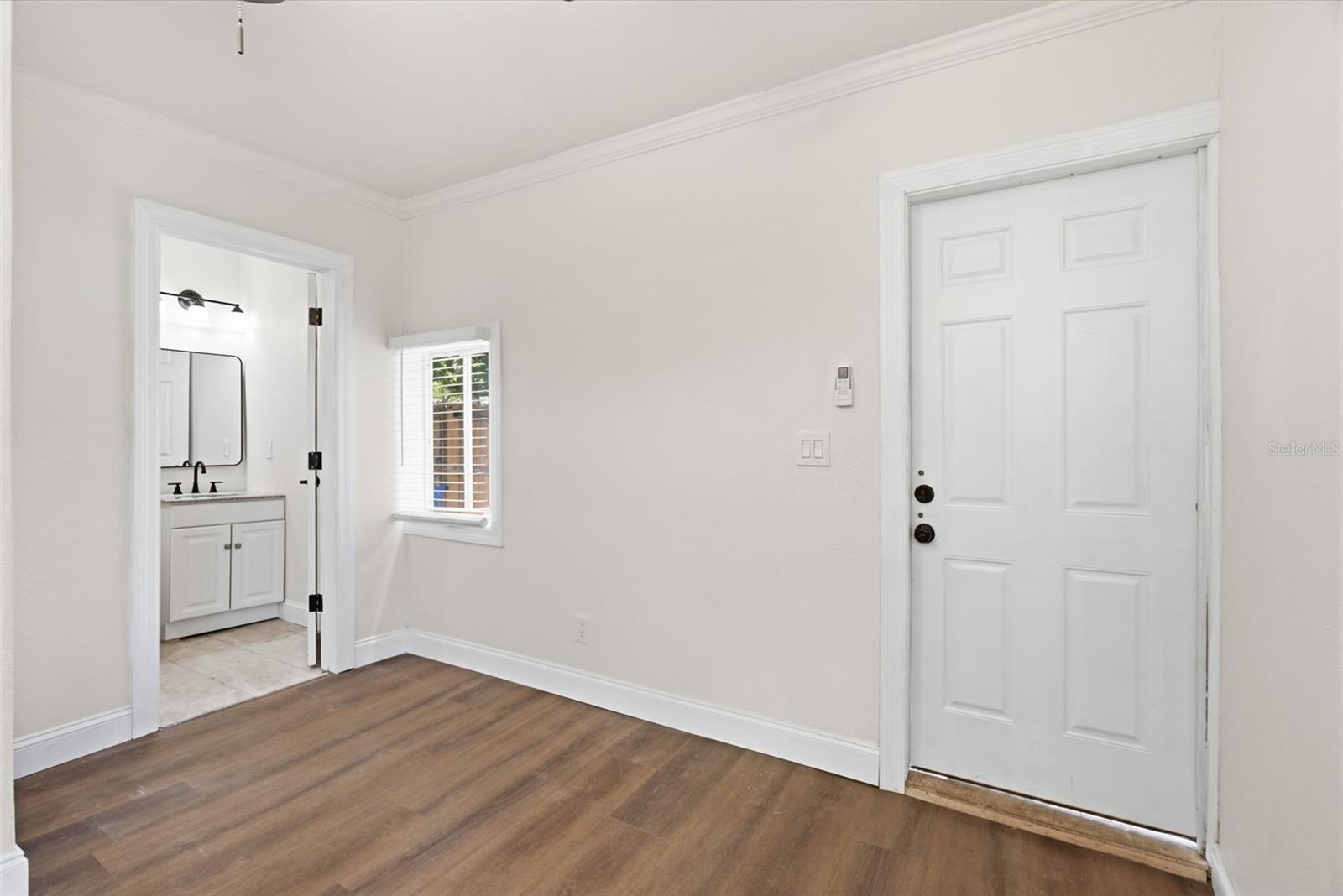 1700 SCRANTON ST S — photo 38