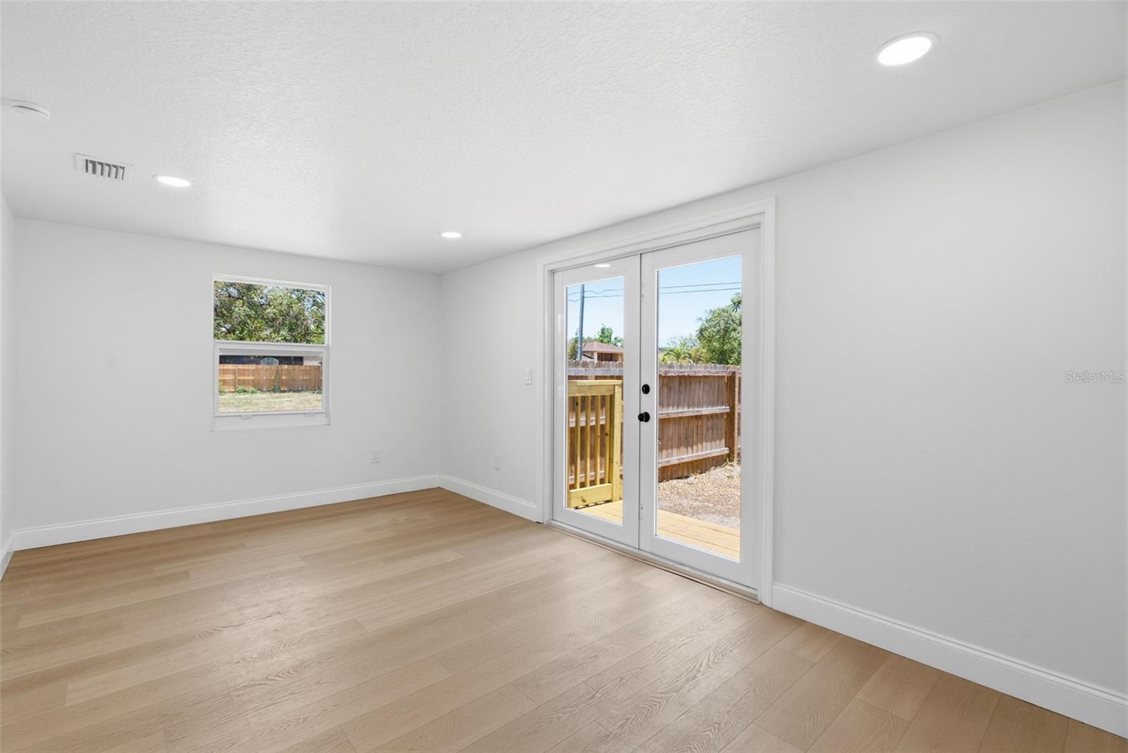 1700 SCRANTON ST S — photo 18