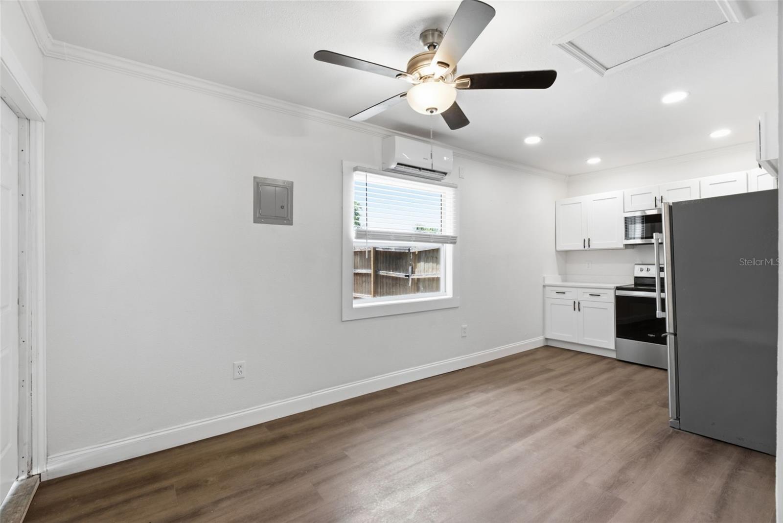 1700 SCRANTON ST S — photo 40