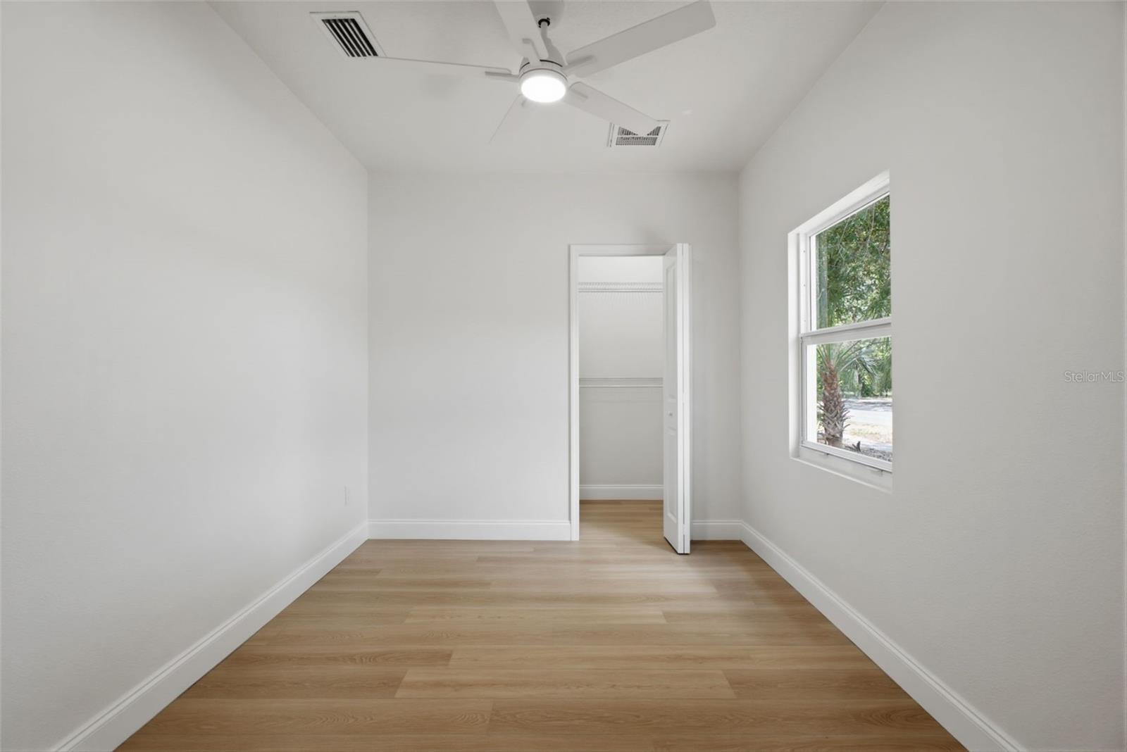 1700 SCRANTON ST S — photo 28