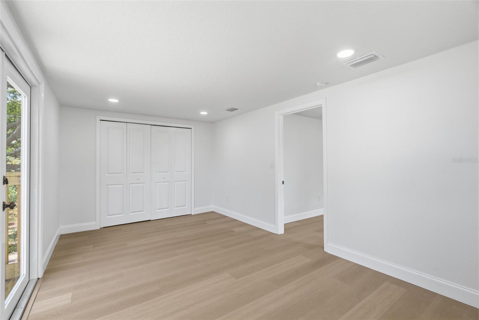 1700 SCRANTON ST S — photo 16