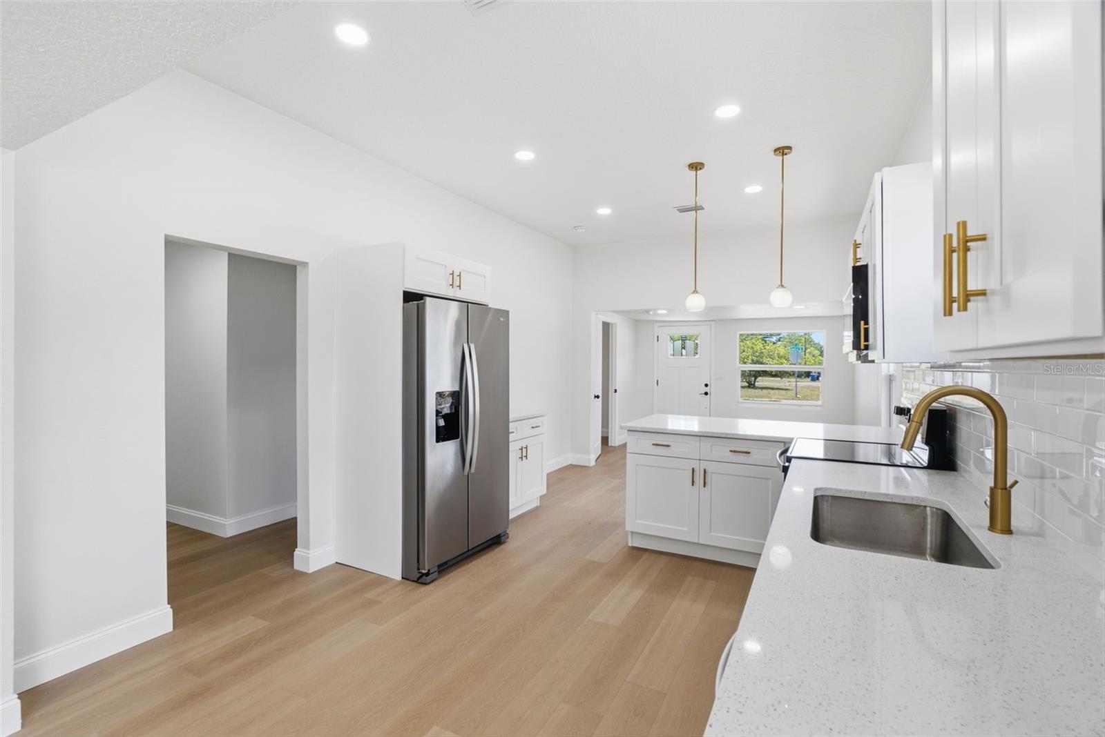 1700 SCRANTON ST S — photo 12