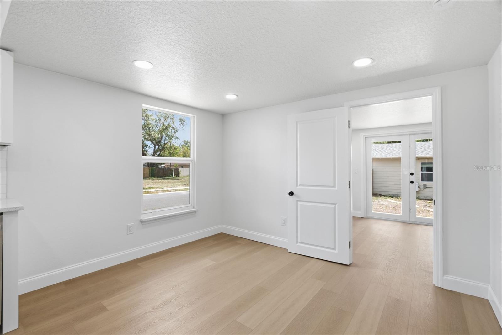 1700 SCRANTON ST S — photo 14