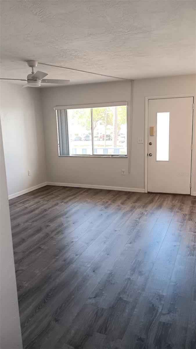 8402 111TH ST #203 — photo 9