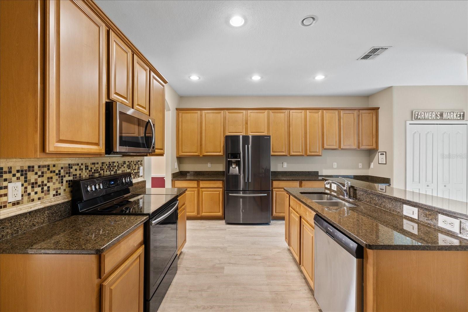 2841 TRINITY COTTAGE DR — photo 9