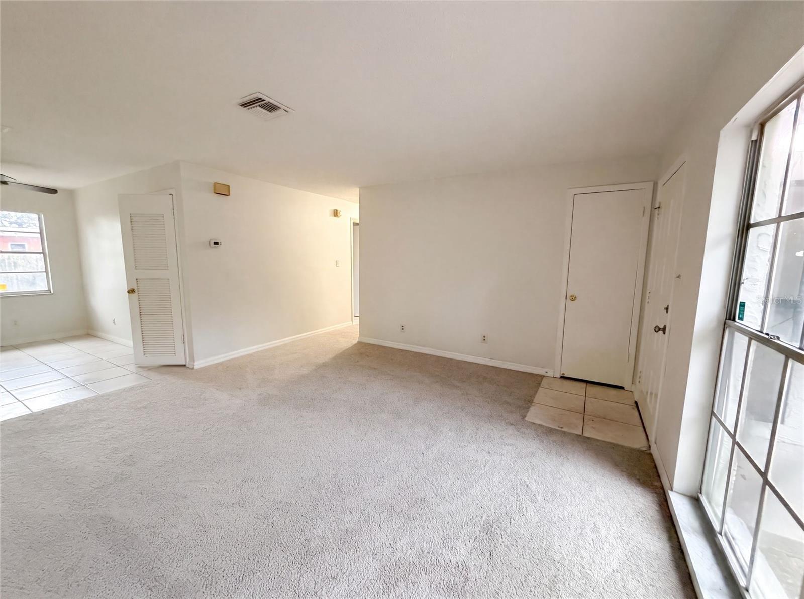 4209 E ALENE DR — photo 8