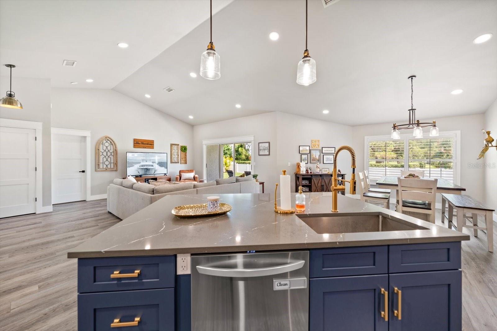 668 MEHLENBACHER RD — photo 11