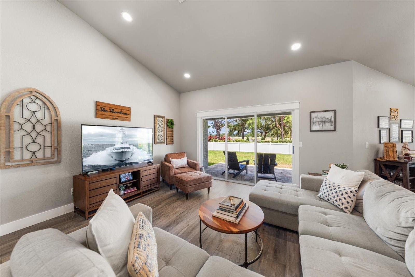 668 MEHLENBACHER RD — photo 80