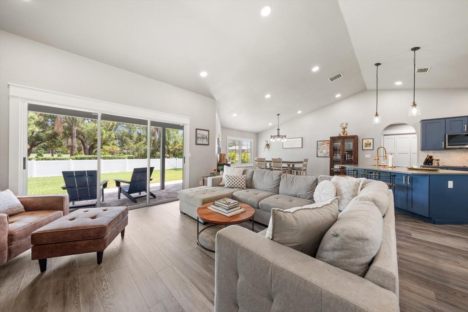 668 MEHLENBACHER RD — photo 15