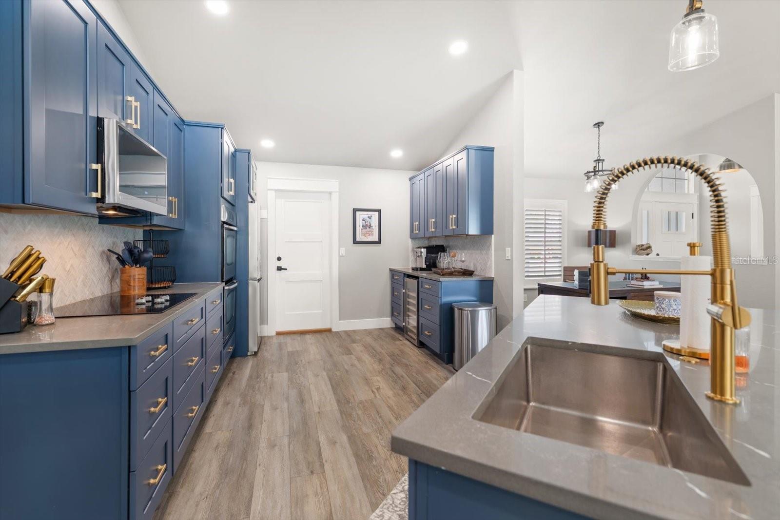 668 MEHLENBACHER RD — photo 27