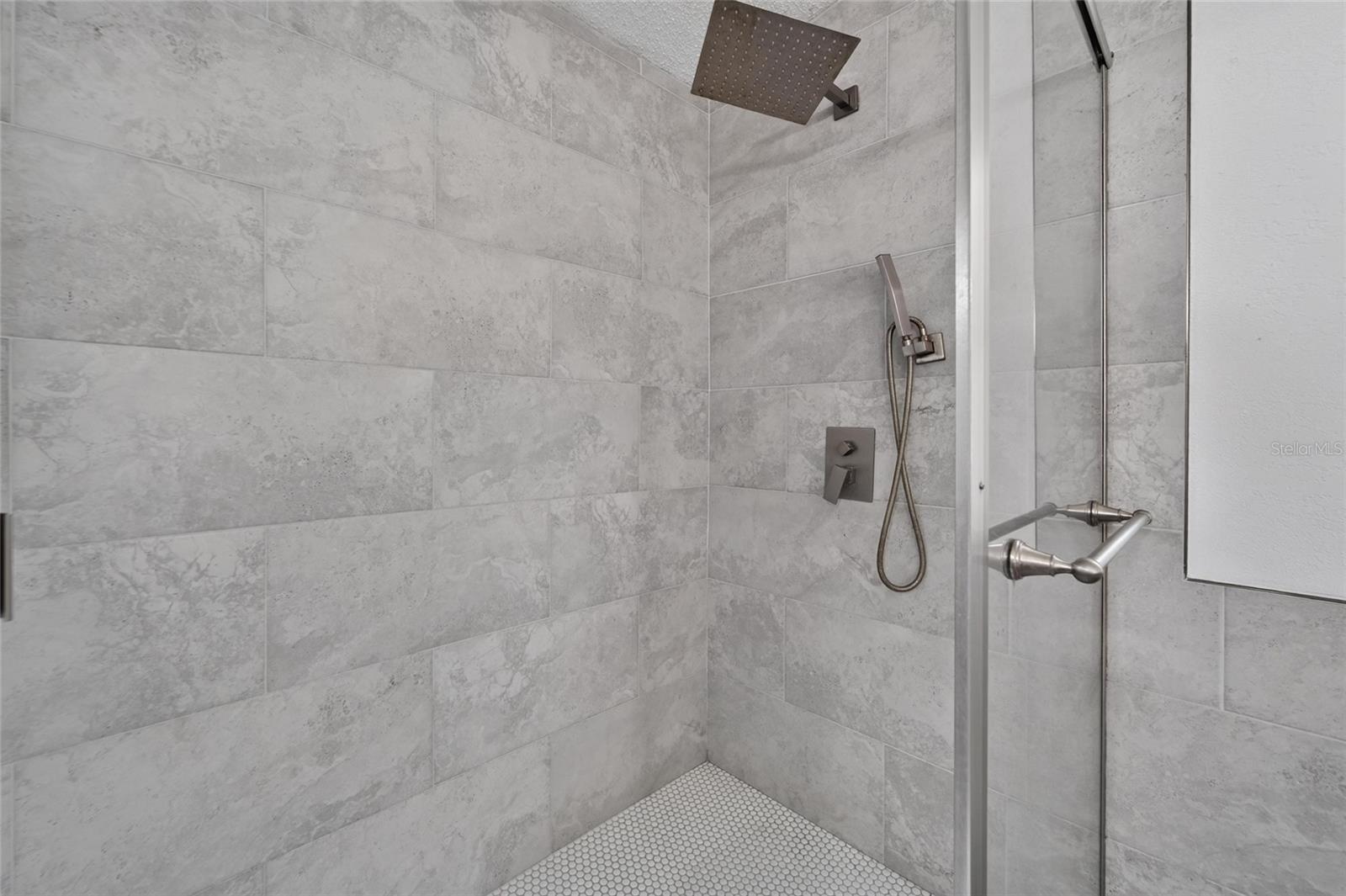 9690 JEROME DR — photo 46