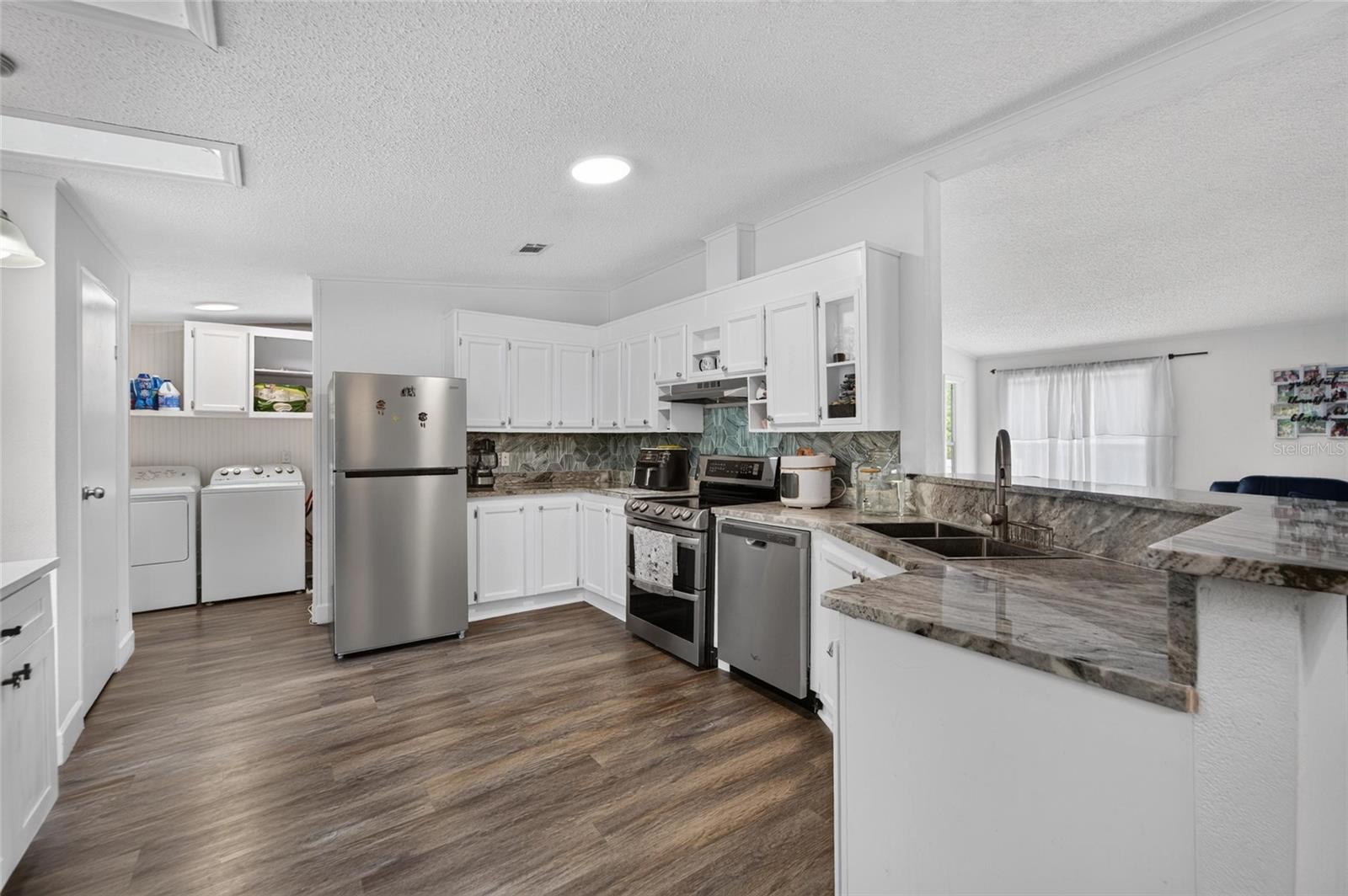9690 JEROME DR — photo 31