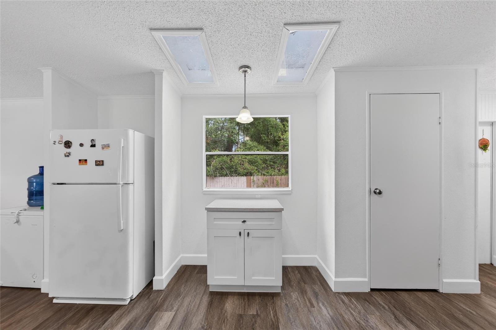 9690 JEROME DR — photo 37