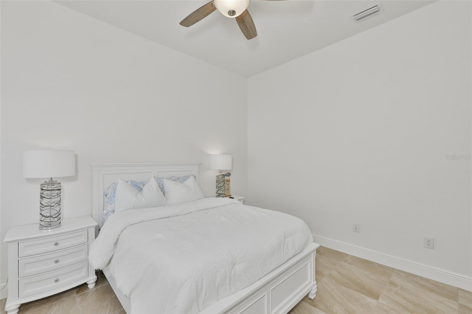 7121 HATPIN LOOP — photo 25