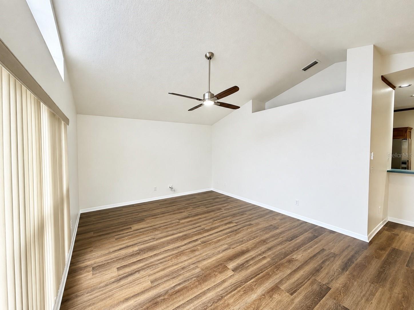 1959 WOOD TRAIL ST — photo 10