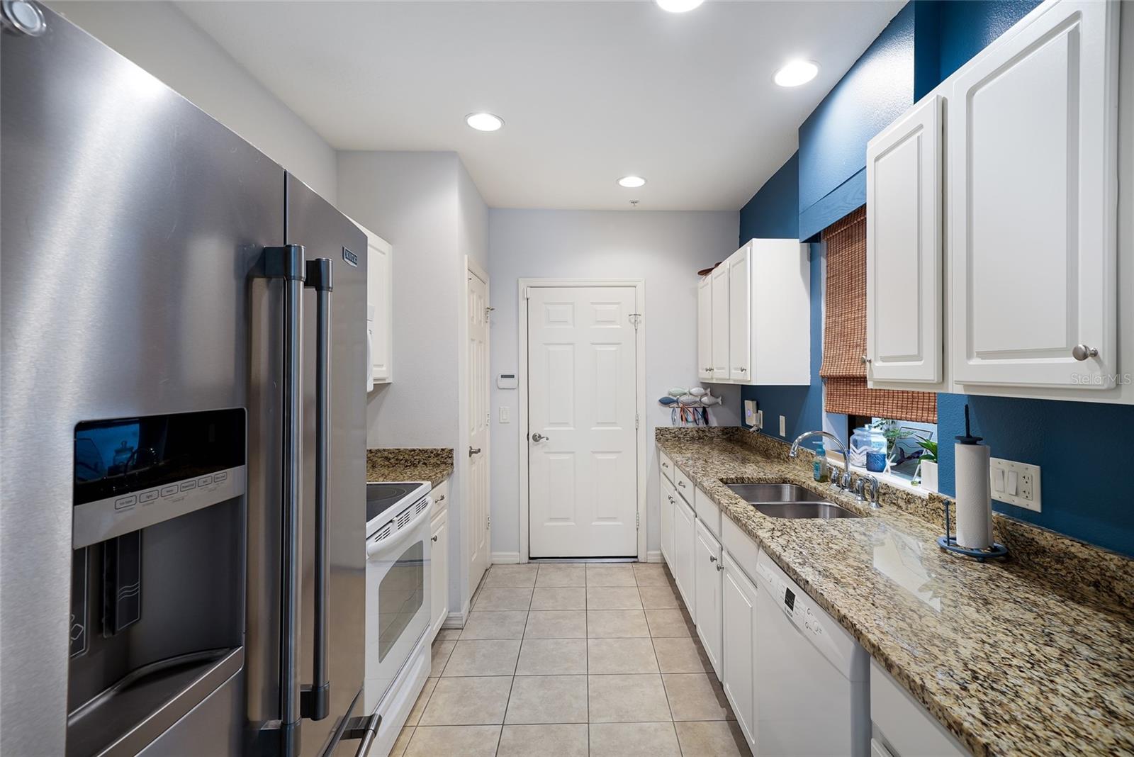7258 HAMILTON RD — photo 4