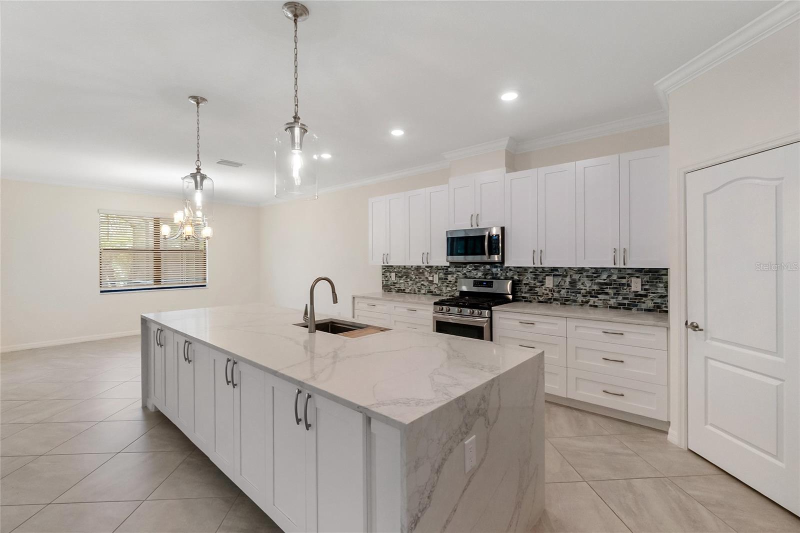 9730 CARNOUSTIE PL — photo 6