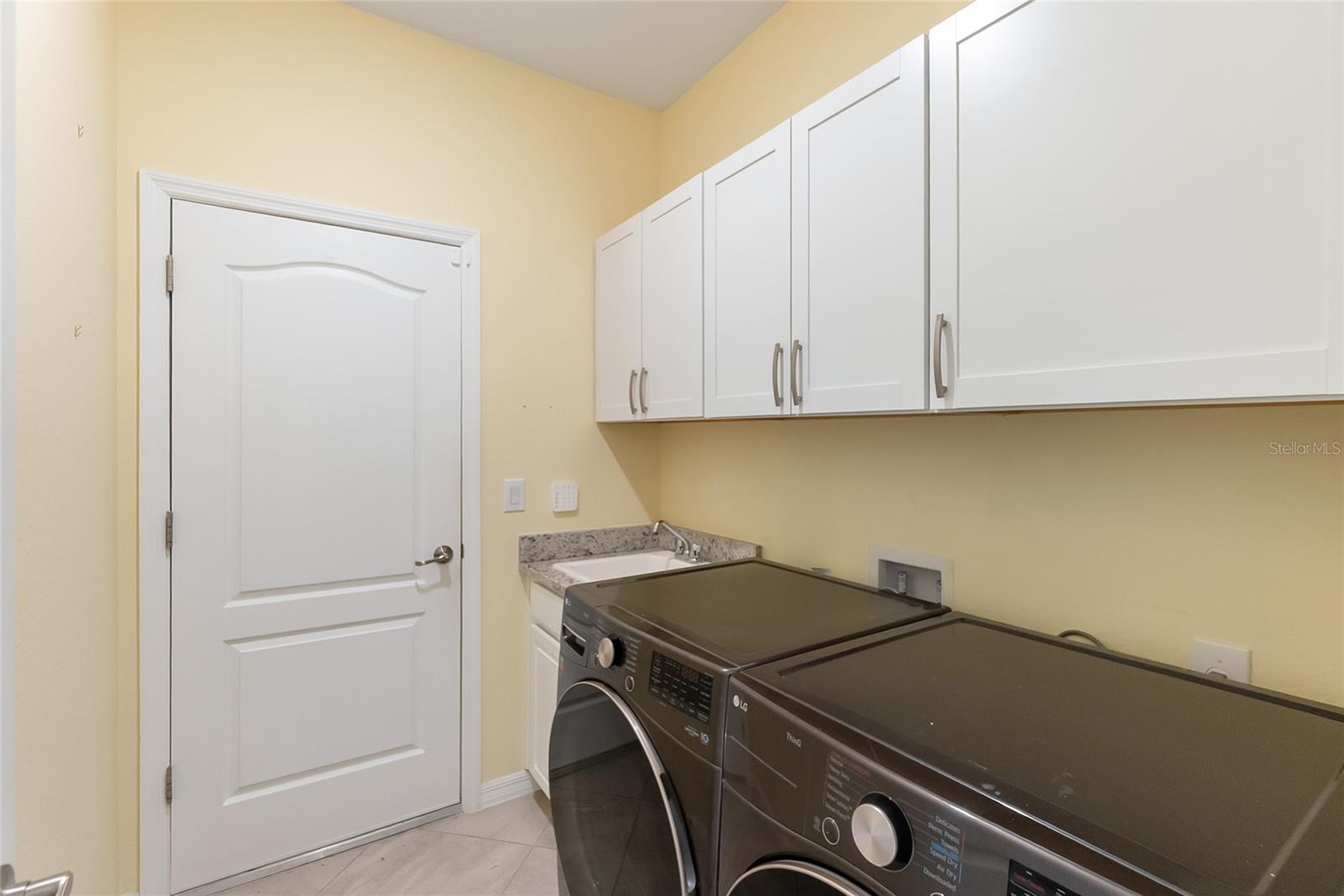 9730 CARNOUSTIE PL — photo 41