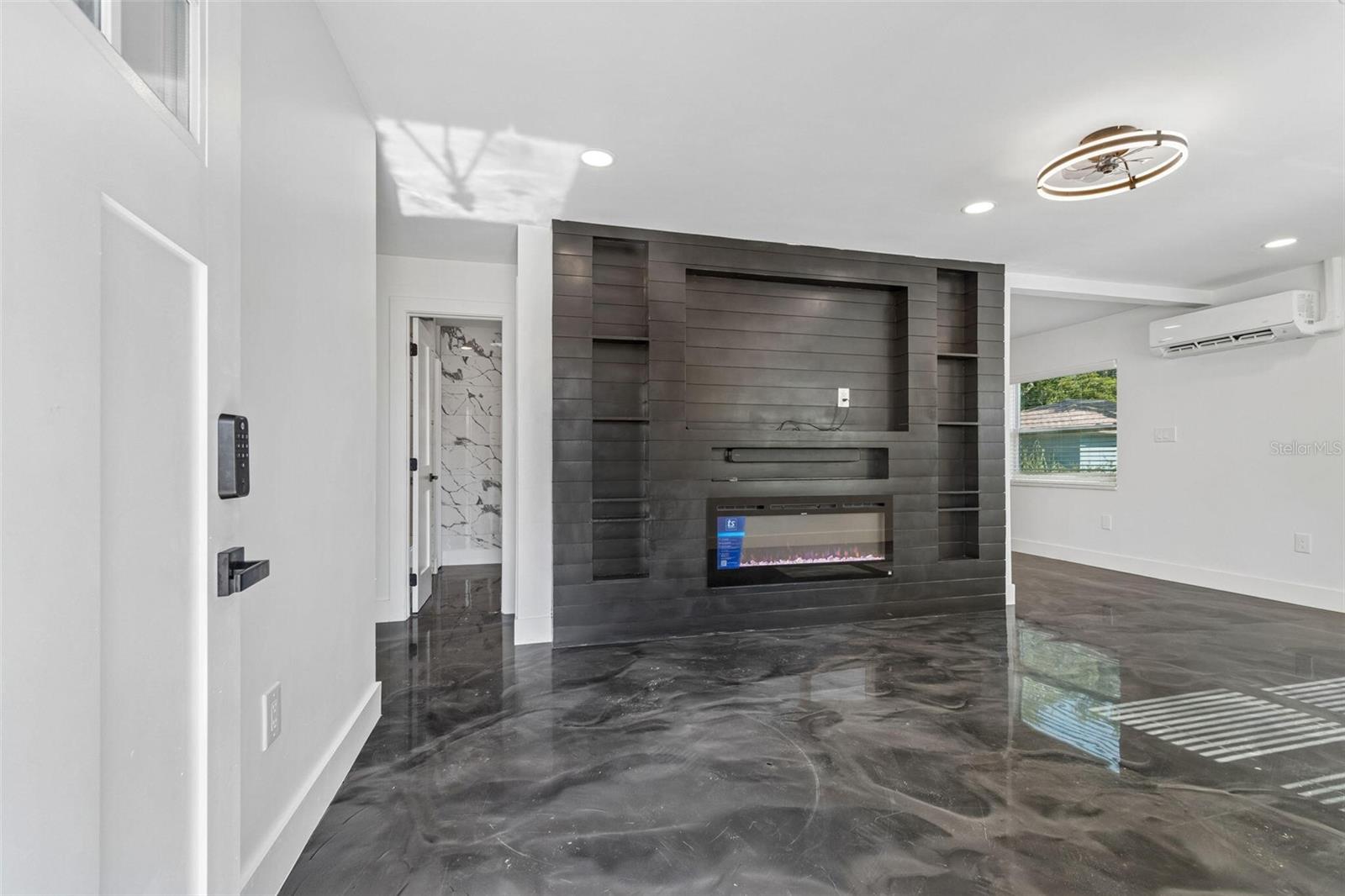 4125 GROVE — photo 3