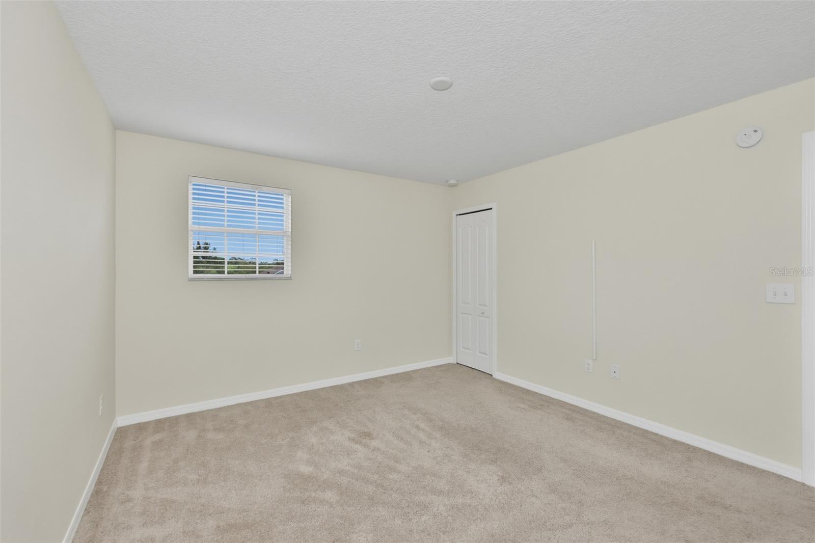 10811 KIRKWALL PORT DR — photo 40