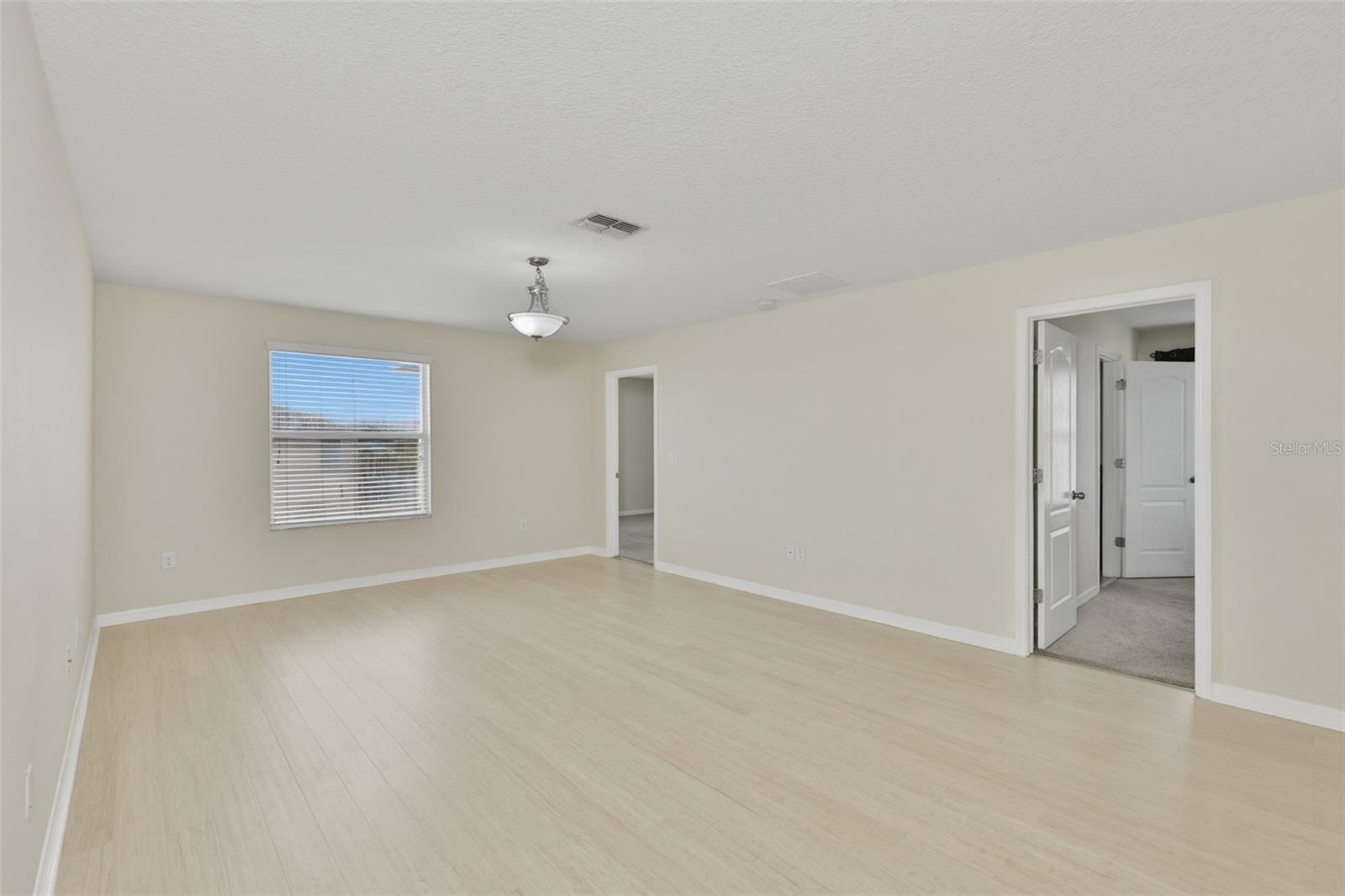 10811 KIRKWALL PORT DR — photo 36