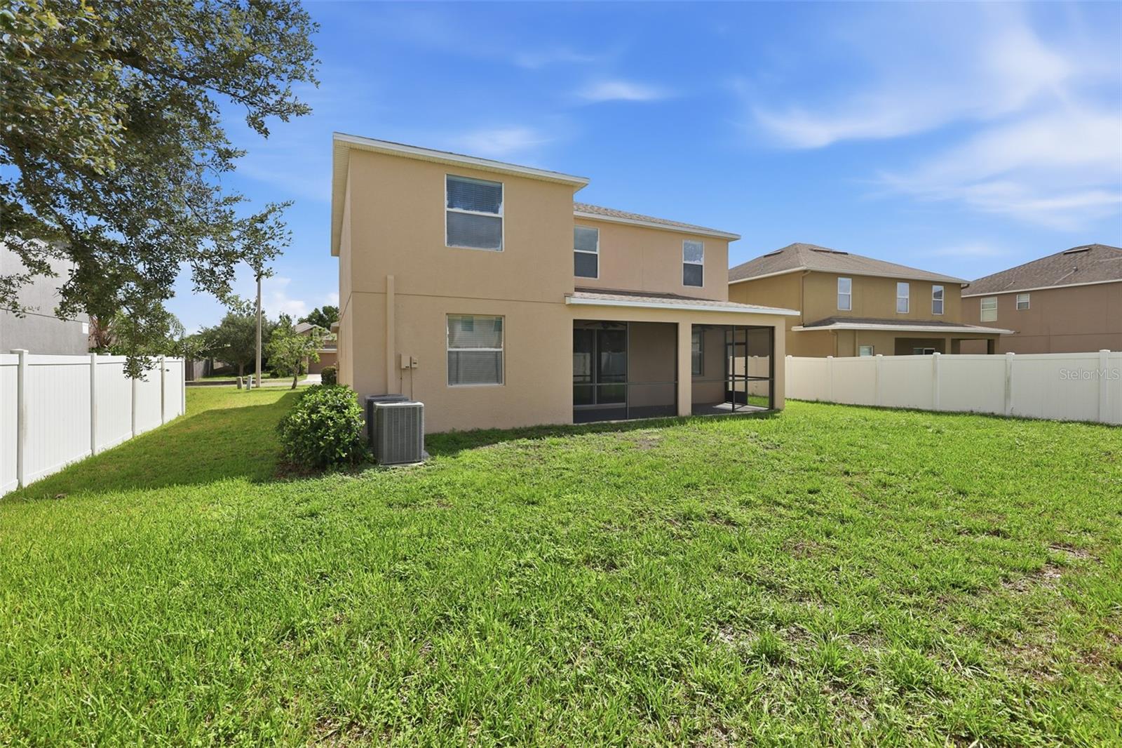 10811 KIRKWALL PORT DR — photo 63