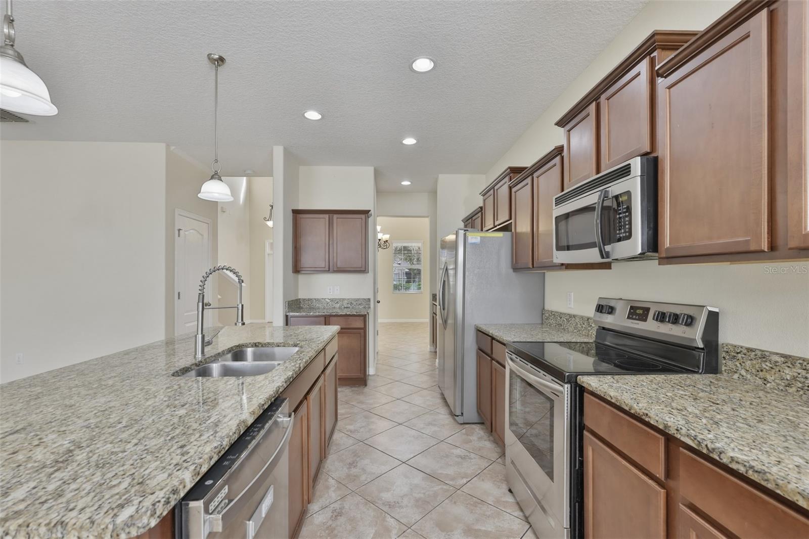 10811 KIRKWALL PORT DR — photo 17