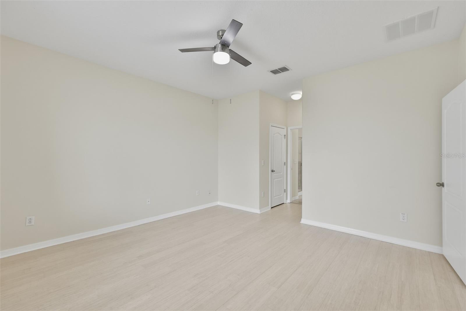 10811 KIRKWALL PORT DR — photo 21