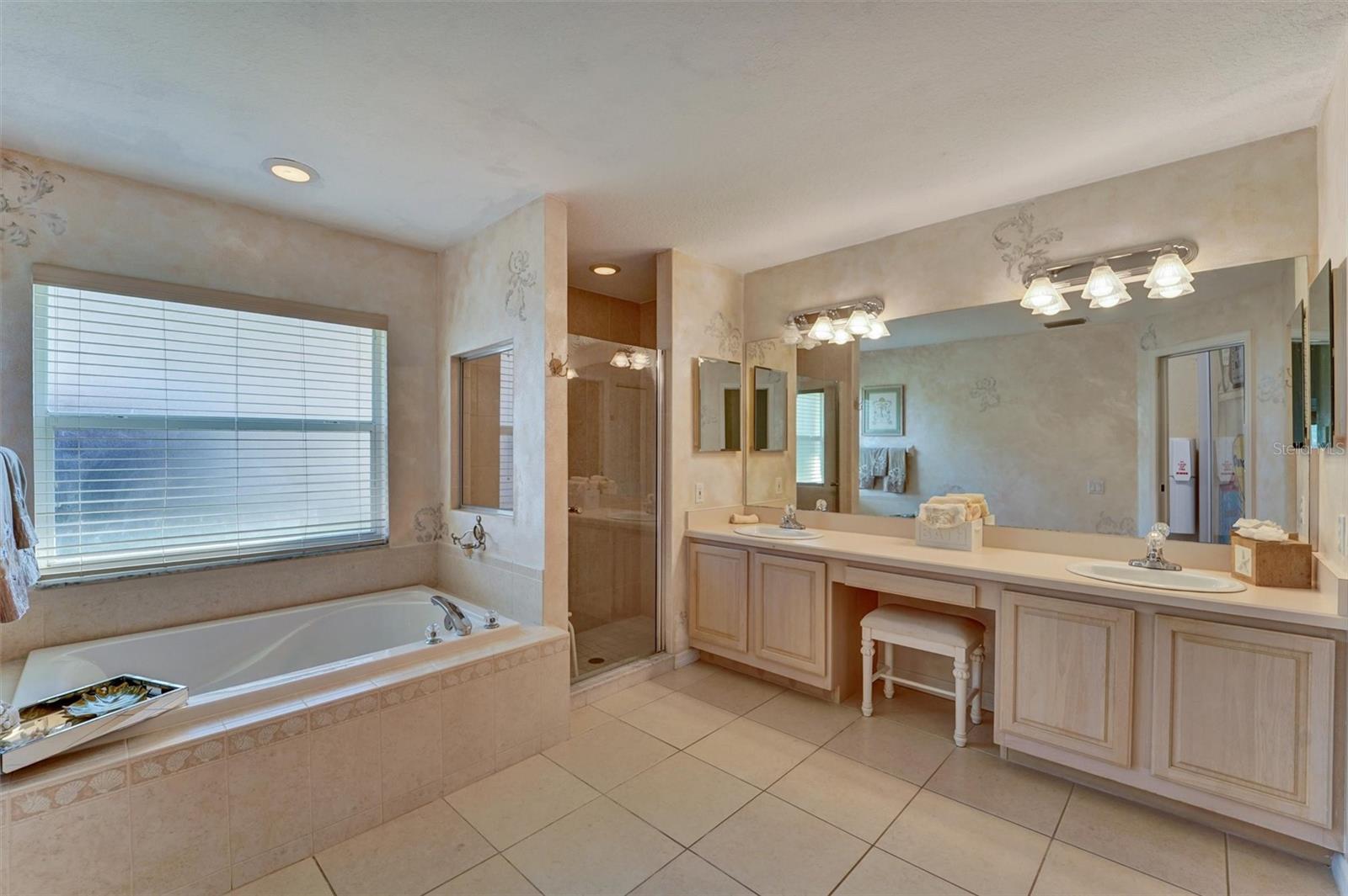 740 SALT LAKE DR — photo 14