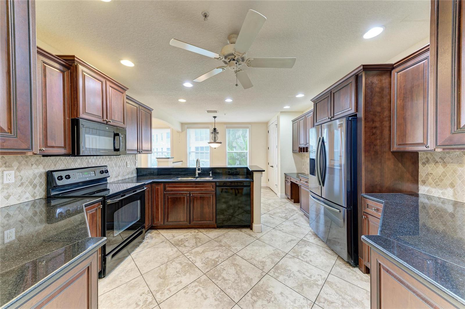5200 MANORWOOD DR #2D — photo 16