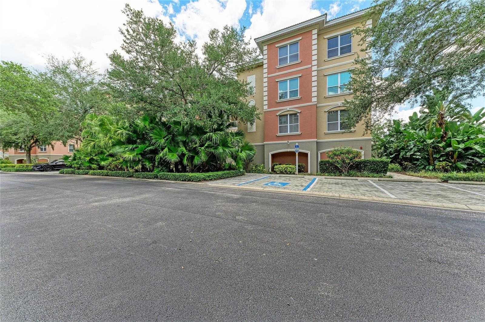 5200 MANORWOOD DR #2D — photo 4