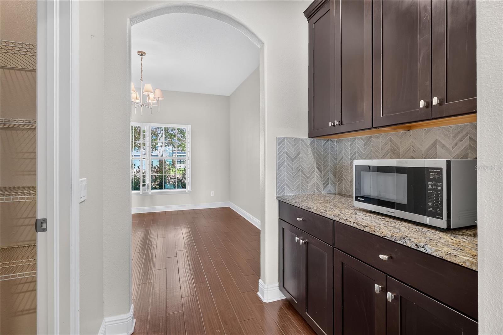 1806 NATURE VIEW DR — photo 34