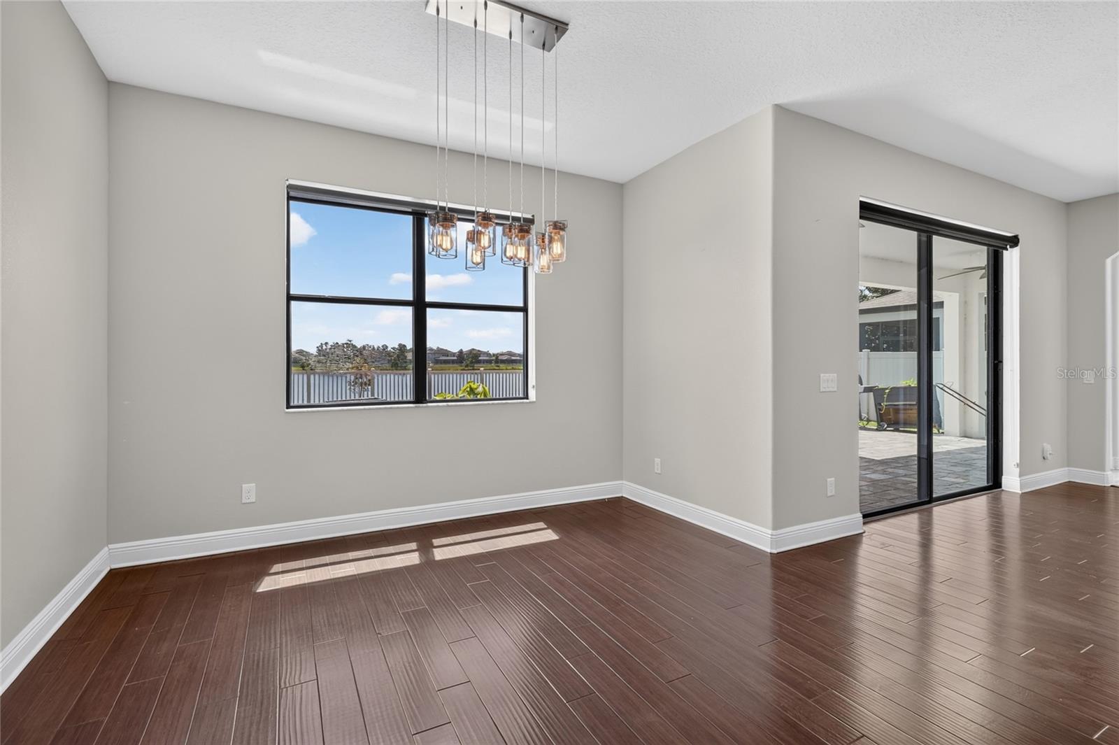 1806 NATURE VIEW DR — photo 36