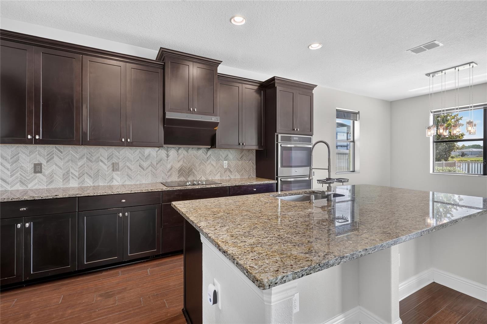 1806 NATURE VIEW DR — photo 30