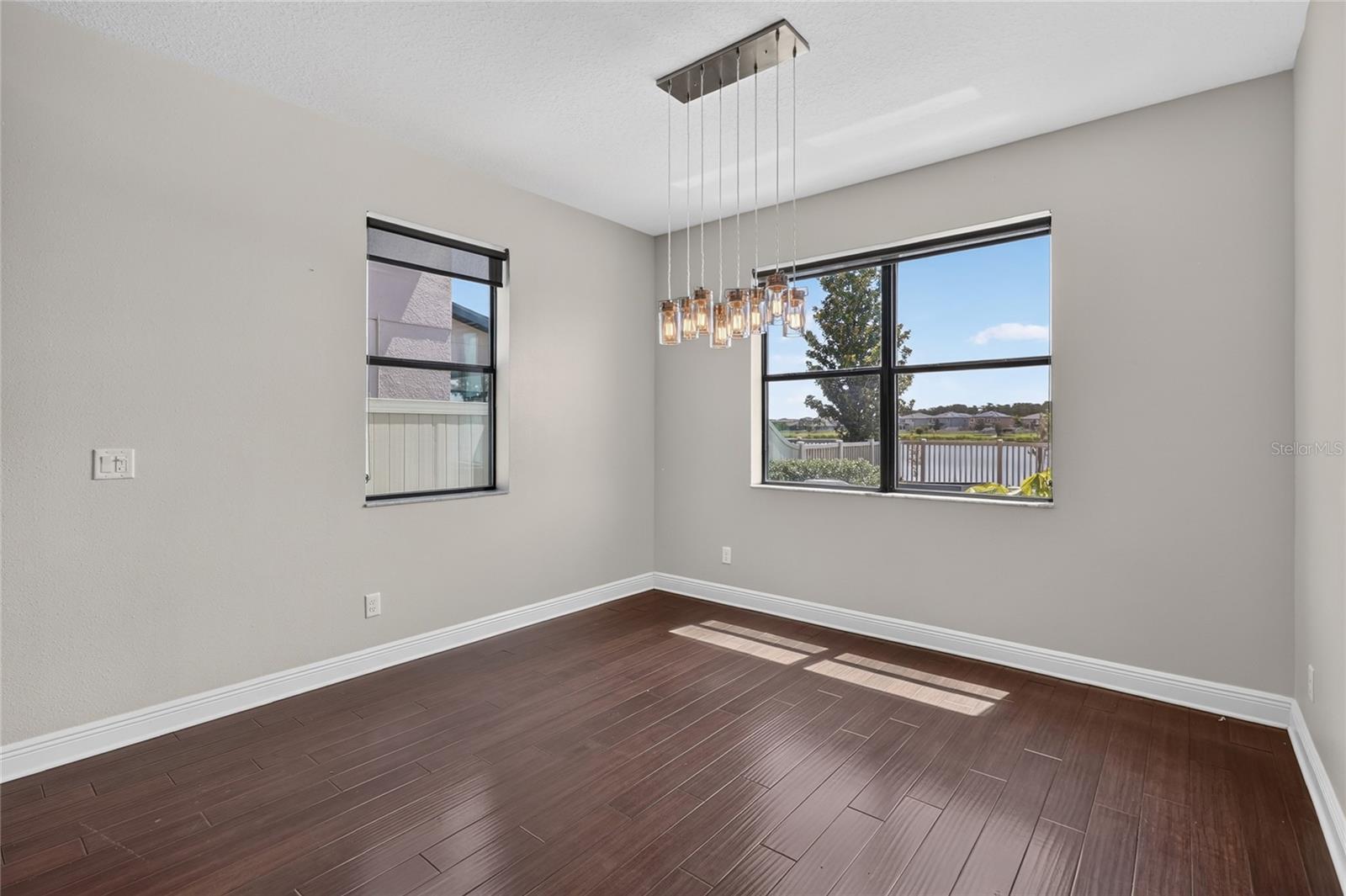 1806 NATURE VIEW DR — photo 37
