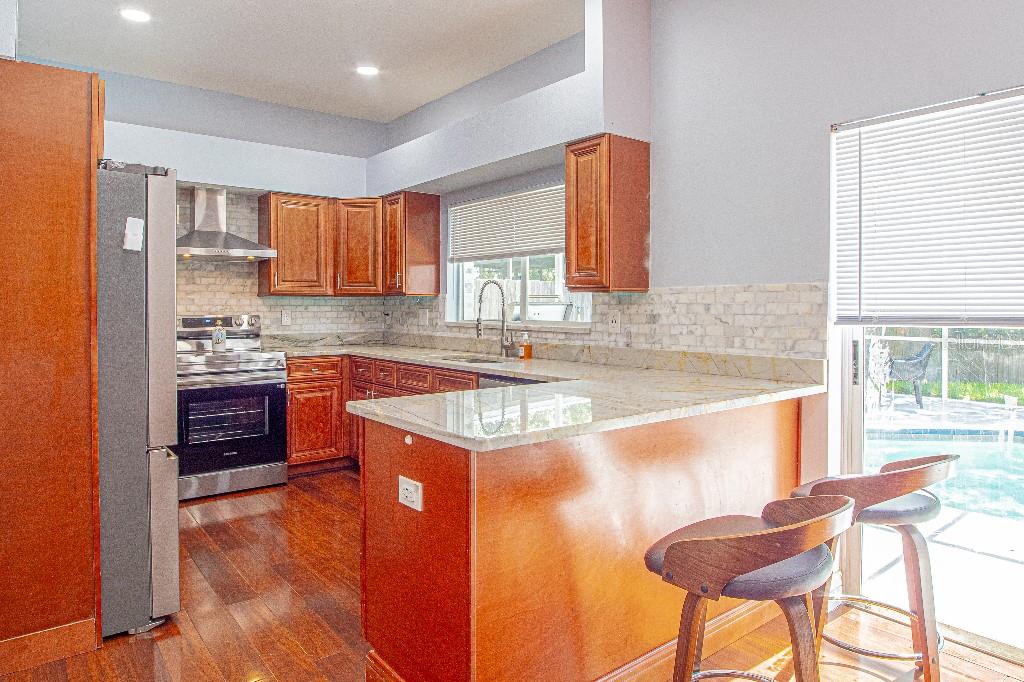 1745 OAK POND CT — photo 7