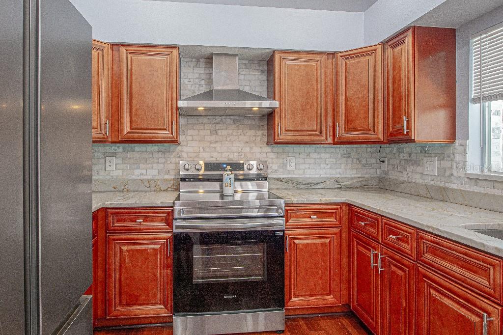 1745 OAK POND CT — photo 6
