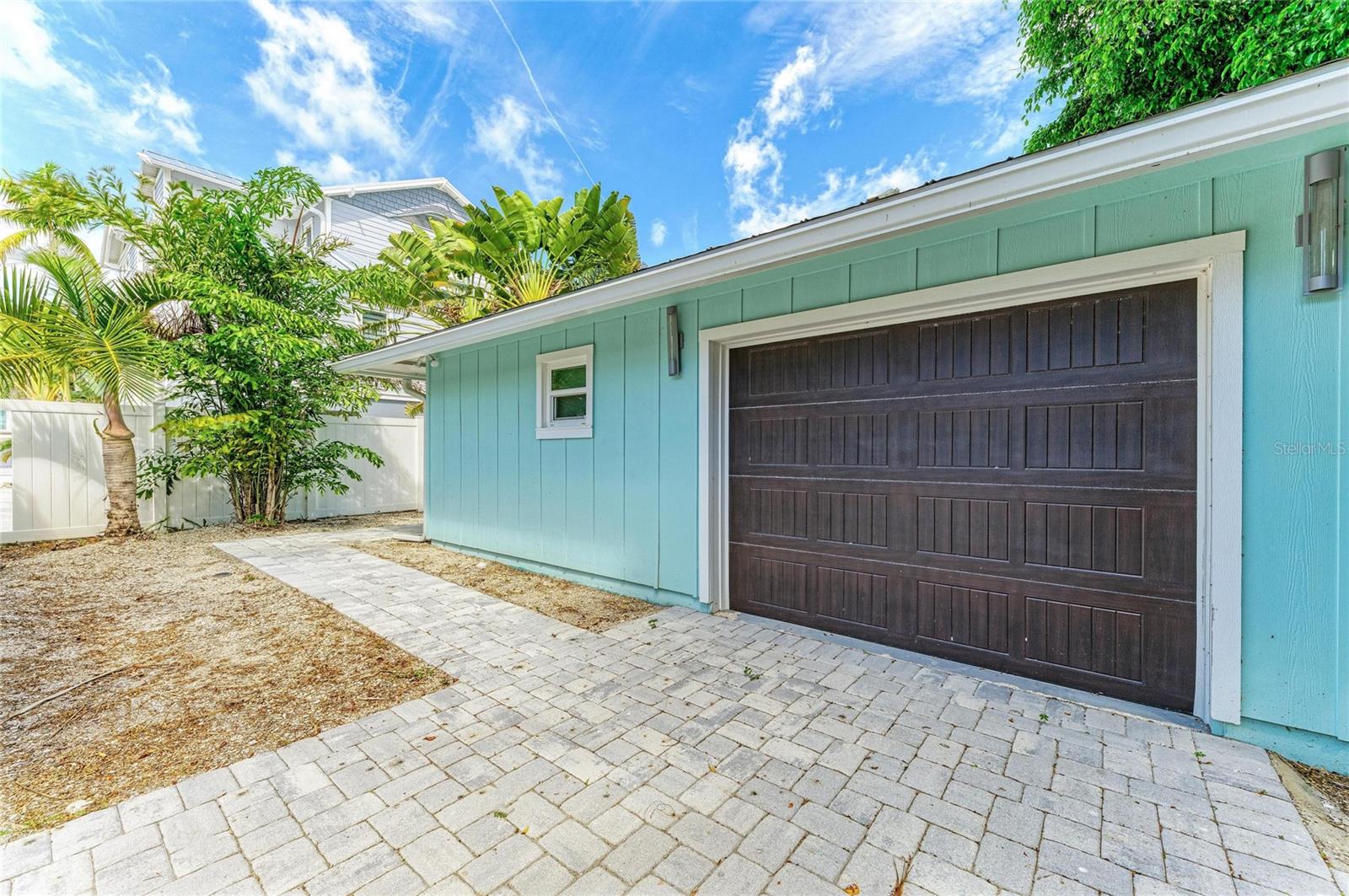 580 LINLEY ST — photo 29