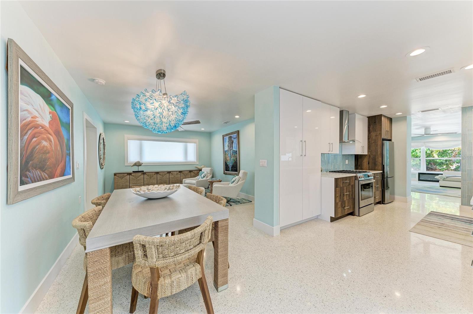 580 LINLEY ST — photo 17