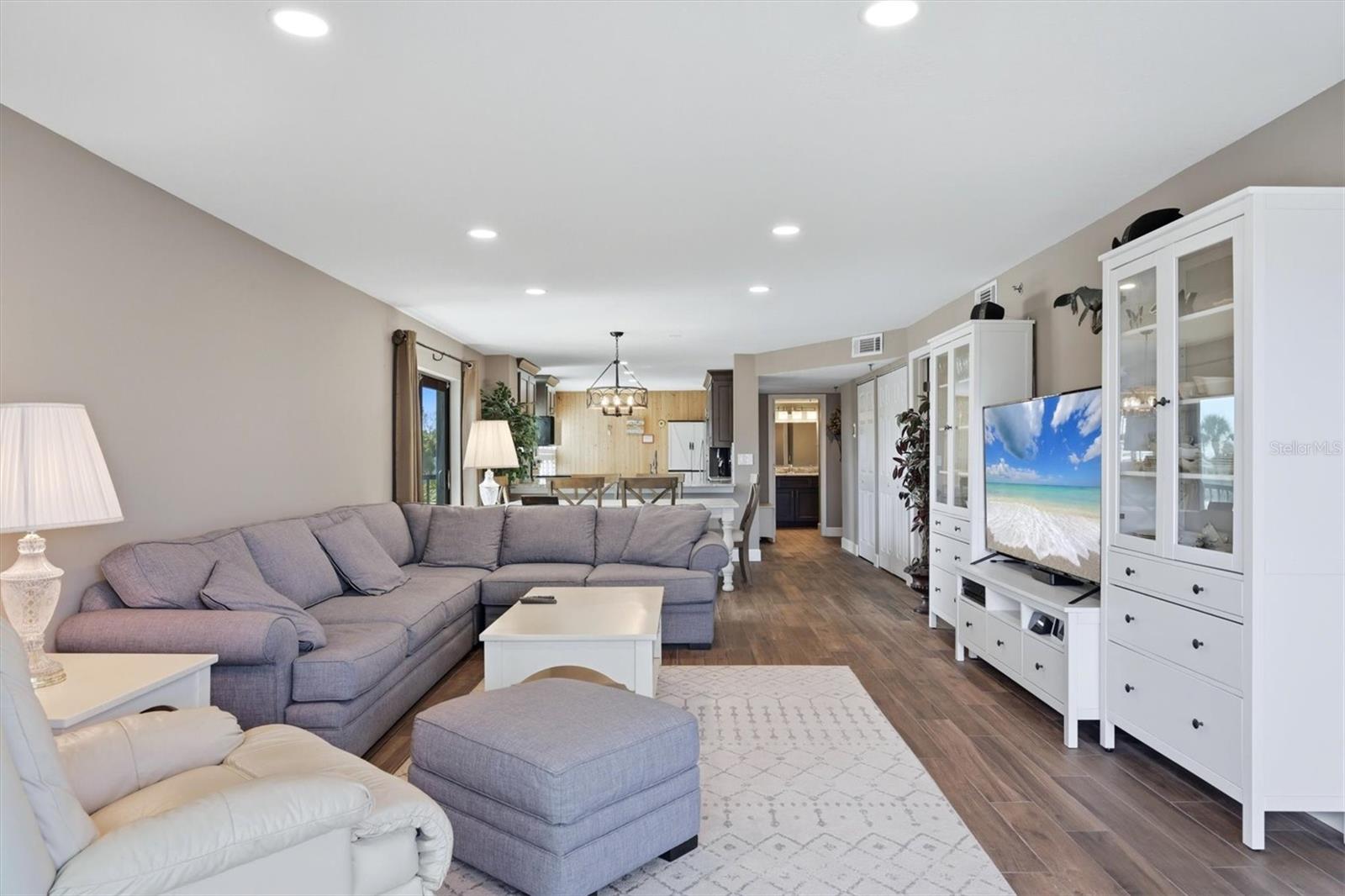 1001 BENJAMIN FRANKLIN DR #206 — photo 12