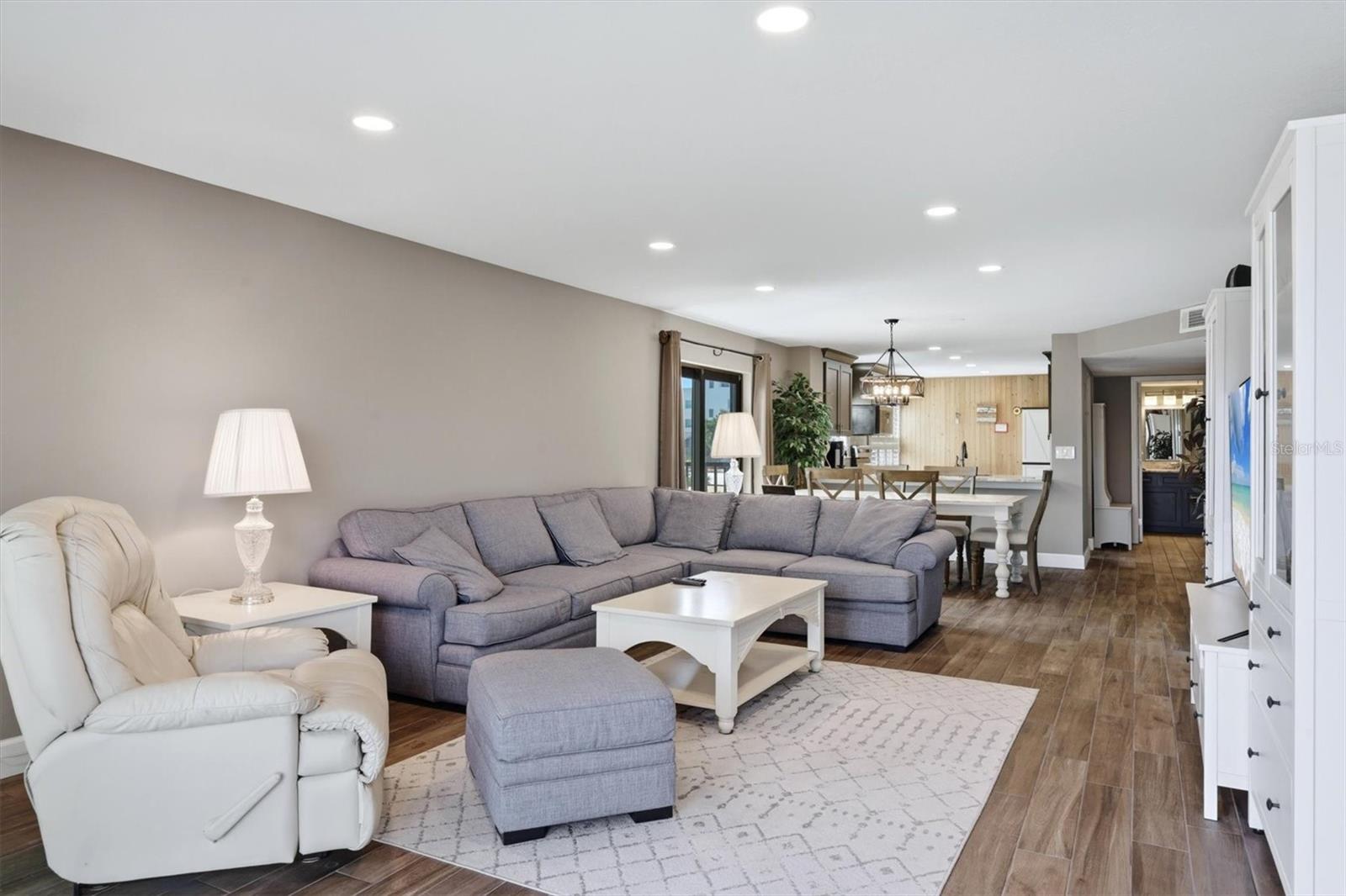 1001 BENJAMIN FRANKLIN DR #206 — photo 13