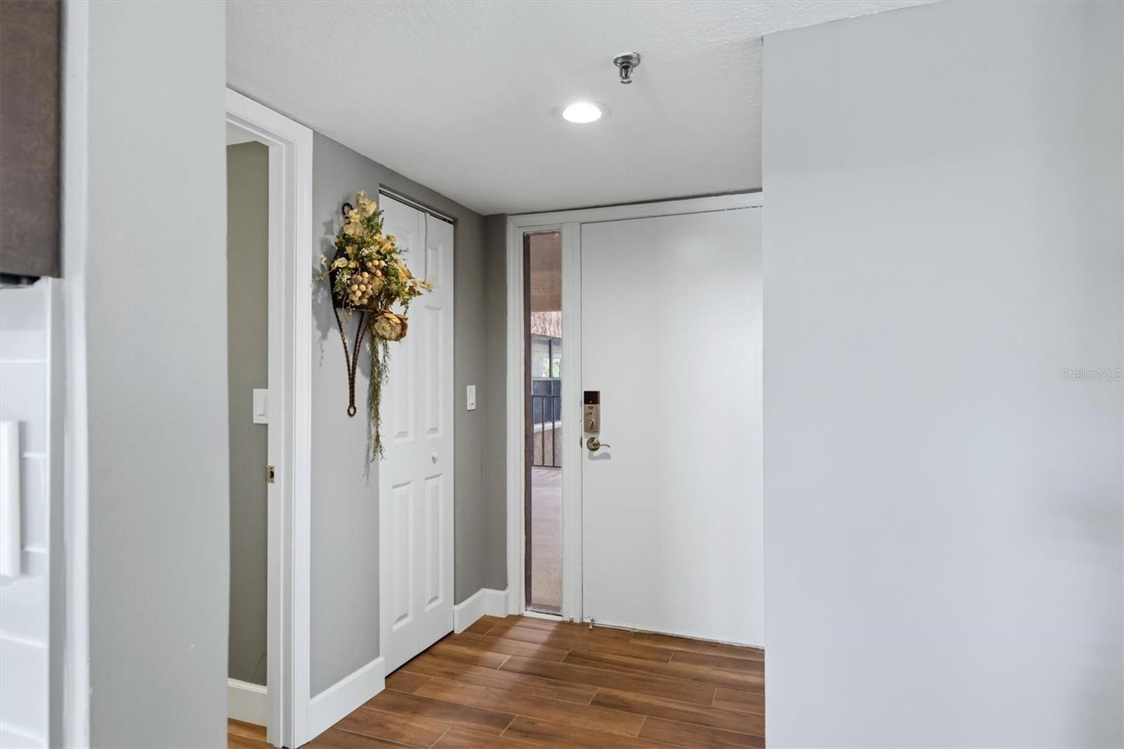 1001 BENJAMIN FRANKLIN DR #206 — photo 15