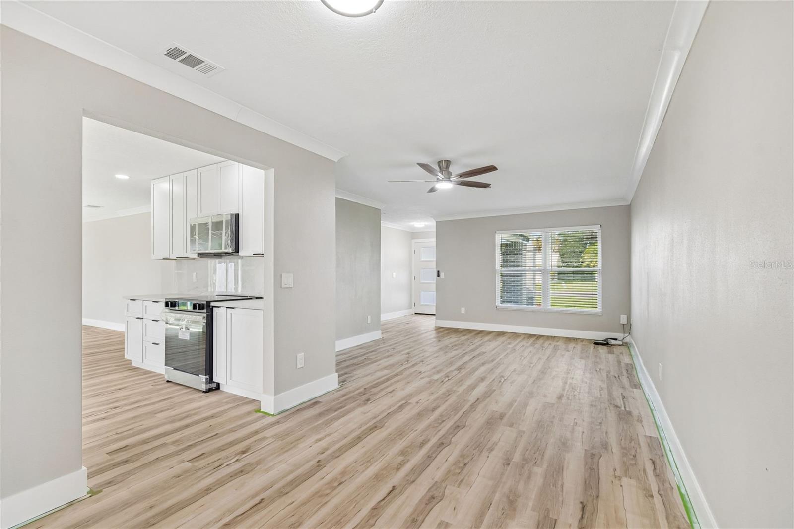 4559 INGERSOL PL — photo 11