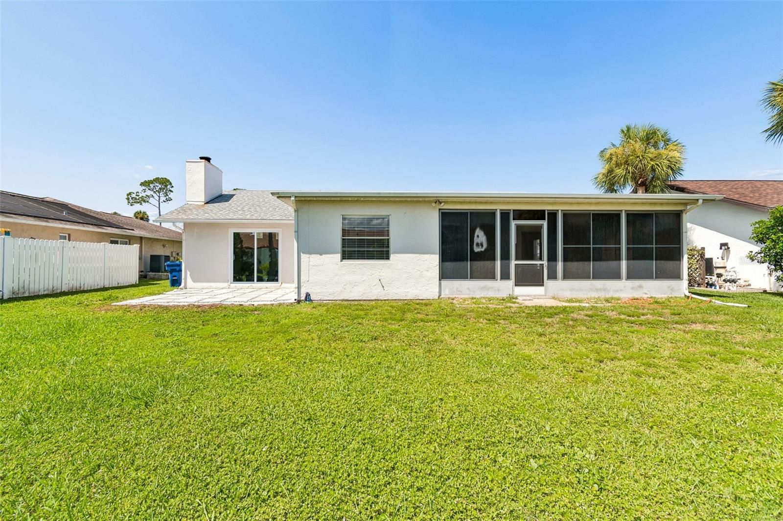 4559 INGERSOL PL — photo 39