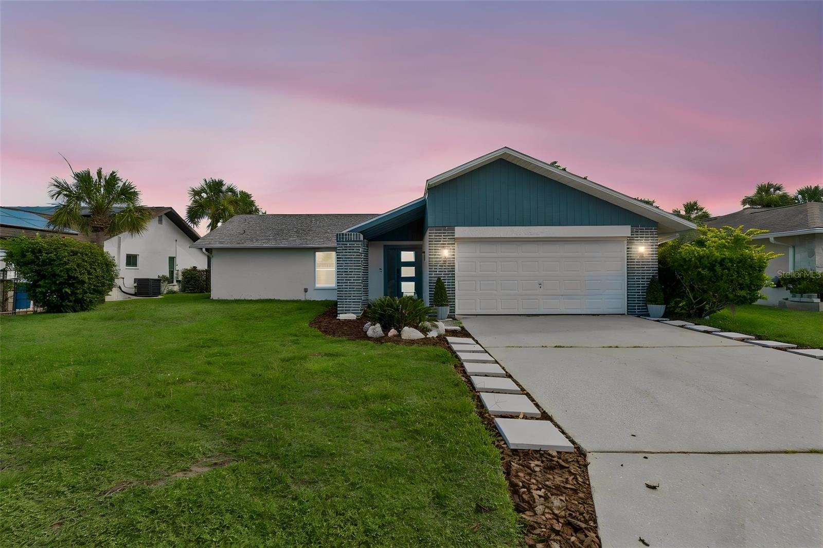 4559 INGERSOL PL — photo 48