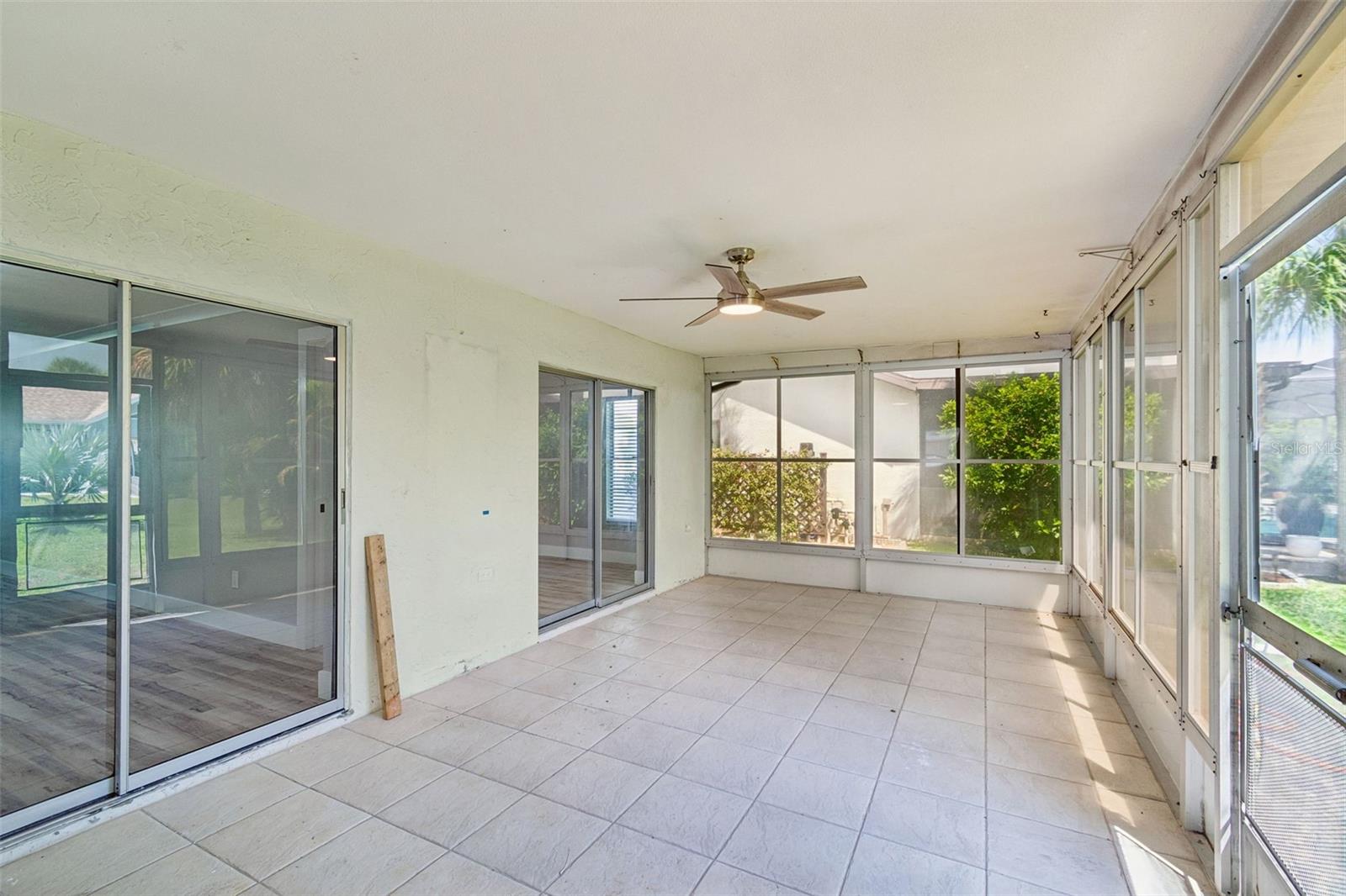 4559 INGERSOL PL — photo 38