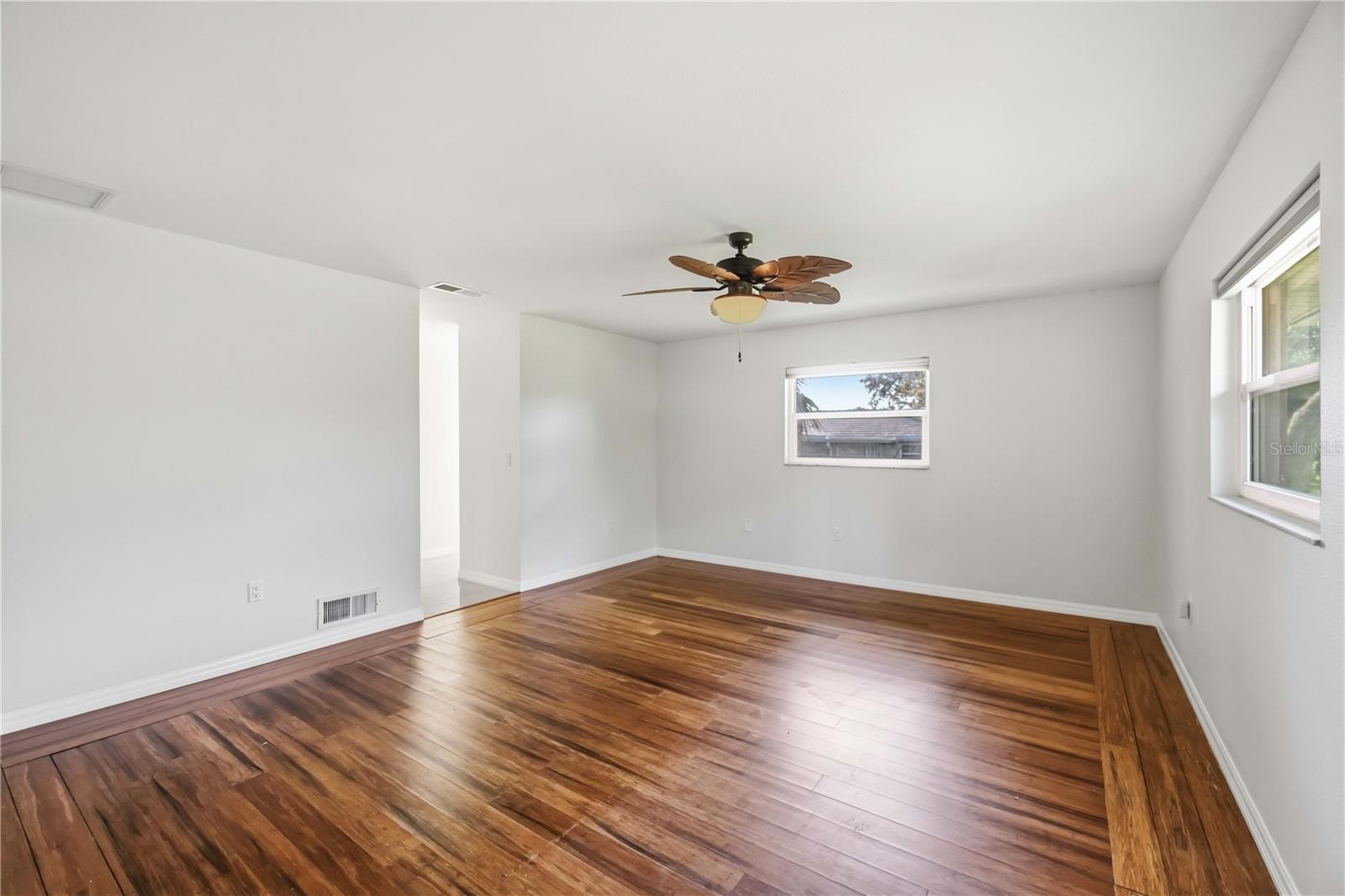 2317 GOYA DR — photo 8
