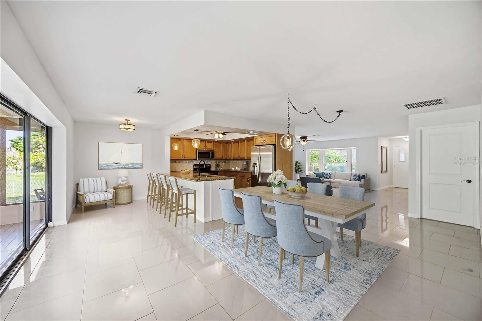 2317 GOYA DR — photo 3