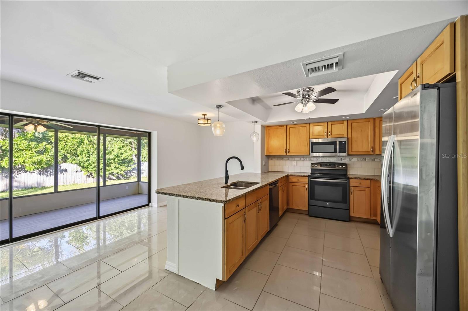 2317 GOYA DR — photo 6