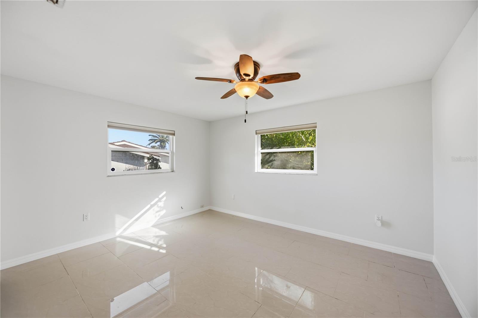 2317 GOYA DR — photo 33